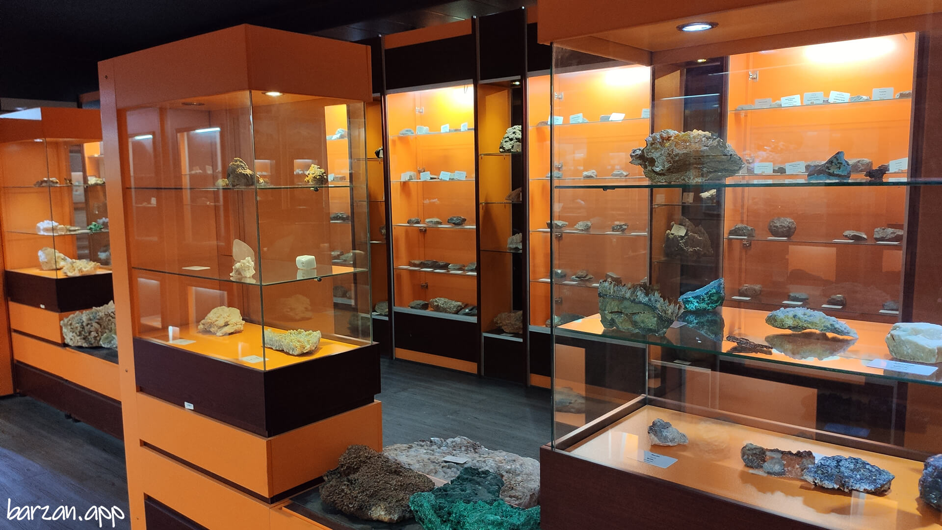 موزه زمین شناسی|جاذبه های گردشگری تهران